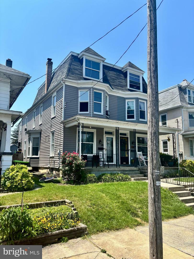 Property Photo: 28 N Grant Street PA 17545