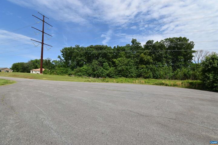 Property Photo: 14314 Willis Ct VA 22960