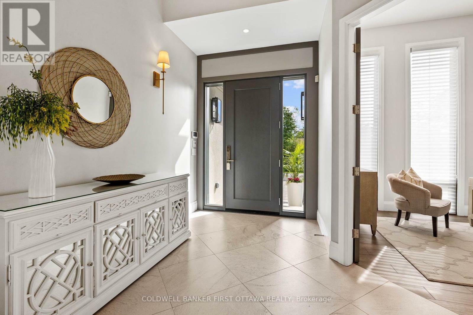 Property Photo: 10 Leaver Avenue ON K2E 5P6
