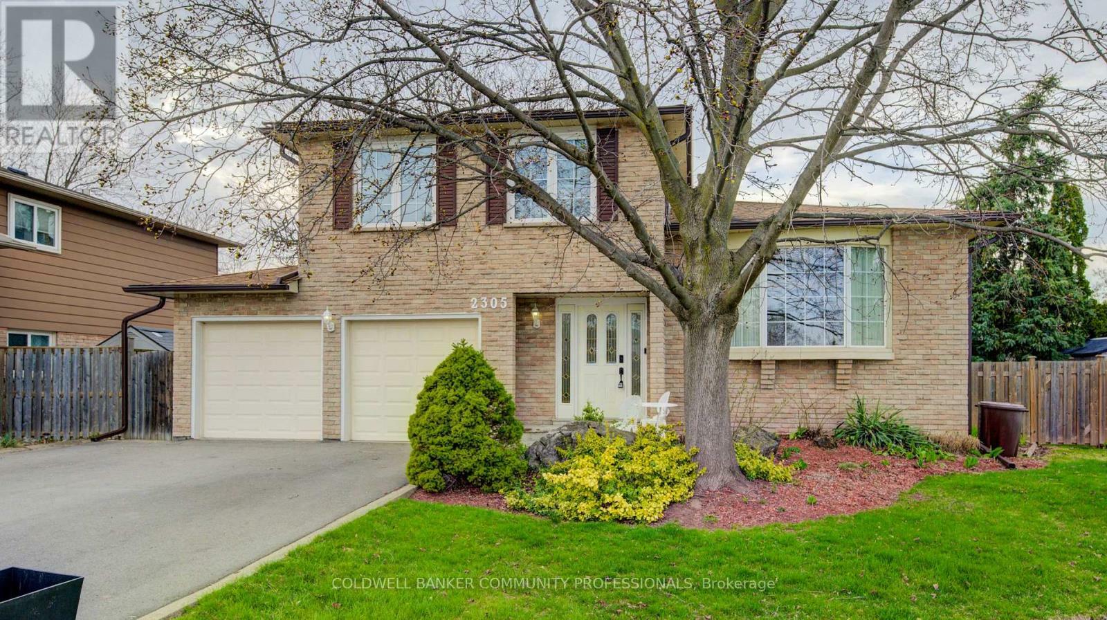 Property Photo:  2305 Kirkburn Drive  ON L7P 4E9 