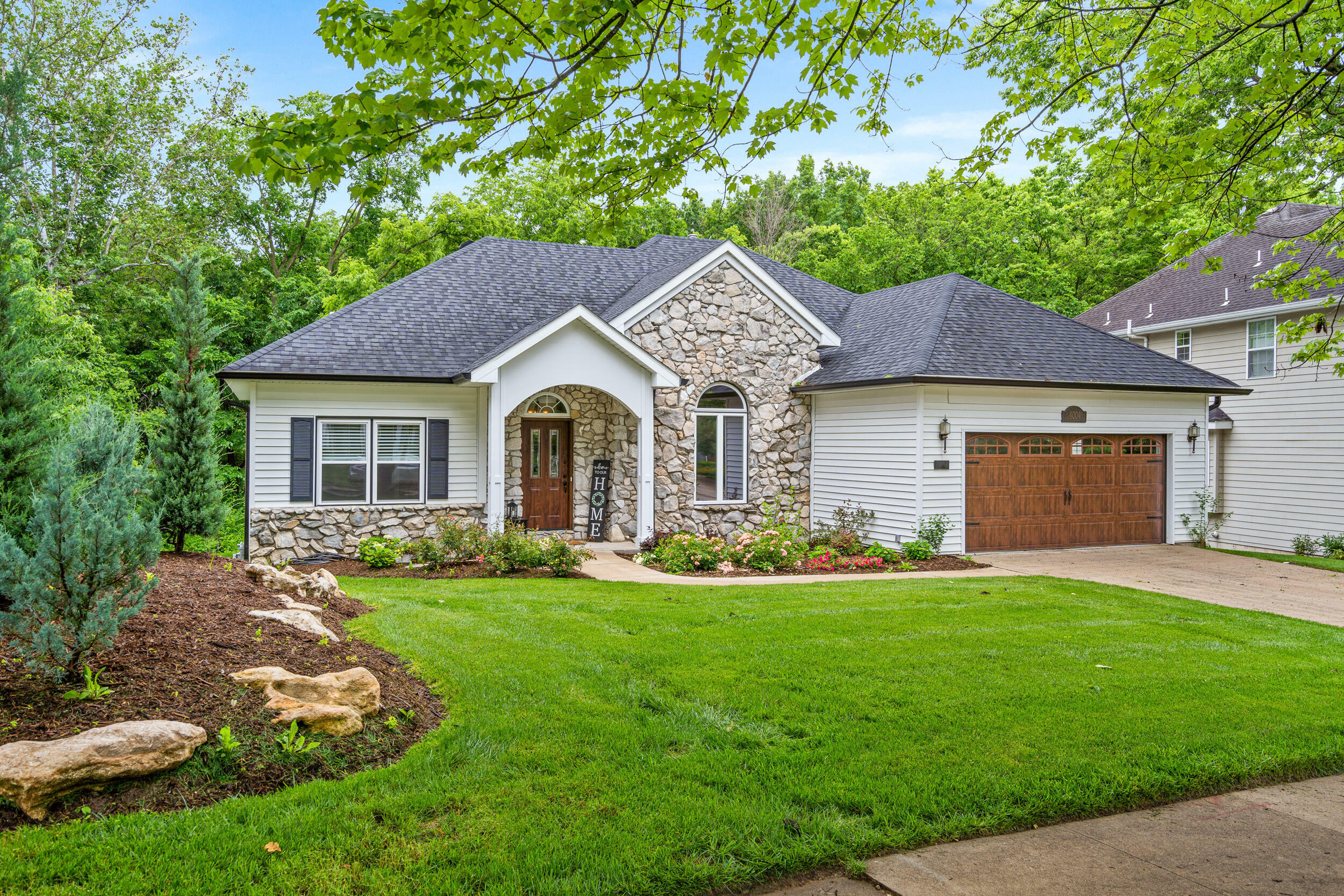 Property Photo: 4004 Dublin Ave MO 65203
