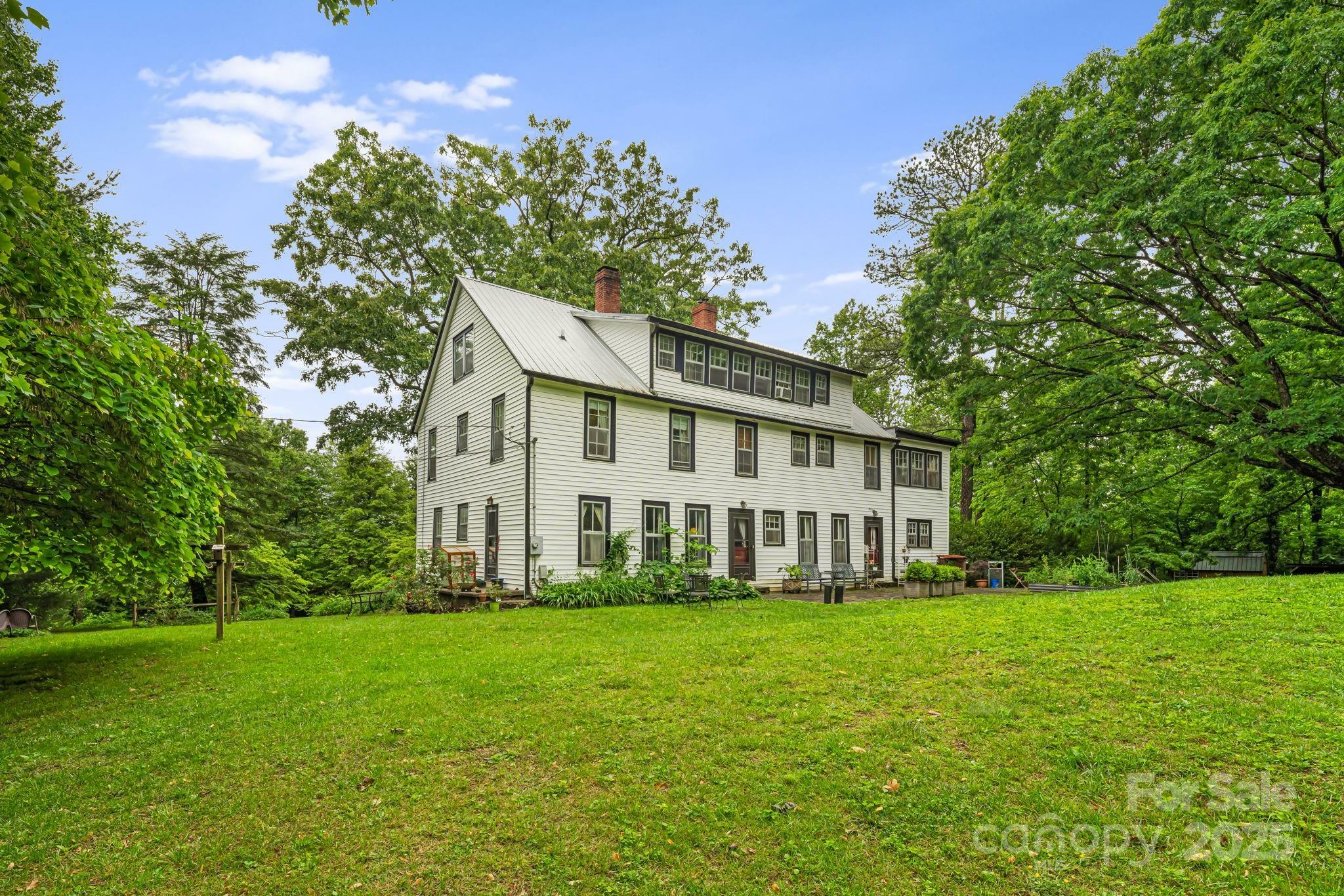 Property Photo:  1186 Old US 70 Highway  NC 28711 