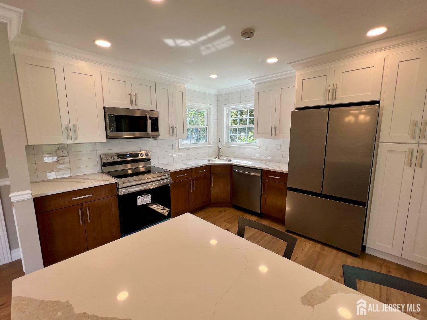 Property Photo:  16 Canterbury Drive  NJ 08831 
