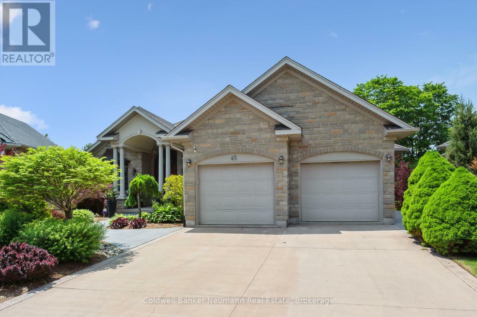 Photo de la propriété: 45 Keys Crescent ON N1G 5J7