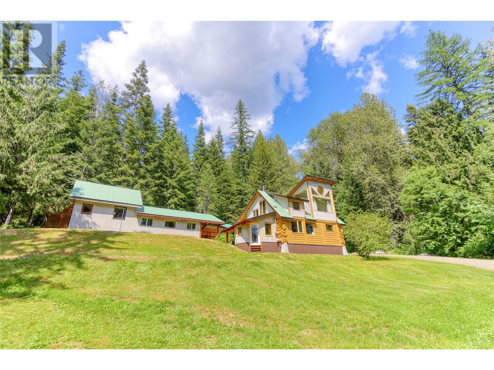 Photo de la propriété: 926 Wildhorse Creek Road BC V0G 2K0