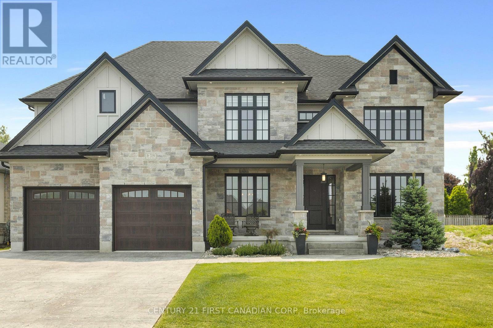 Property Photo: 7091 Clayton Walk 18 ON N6P 0A1