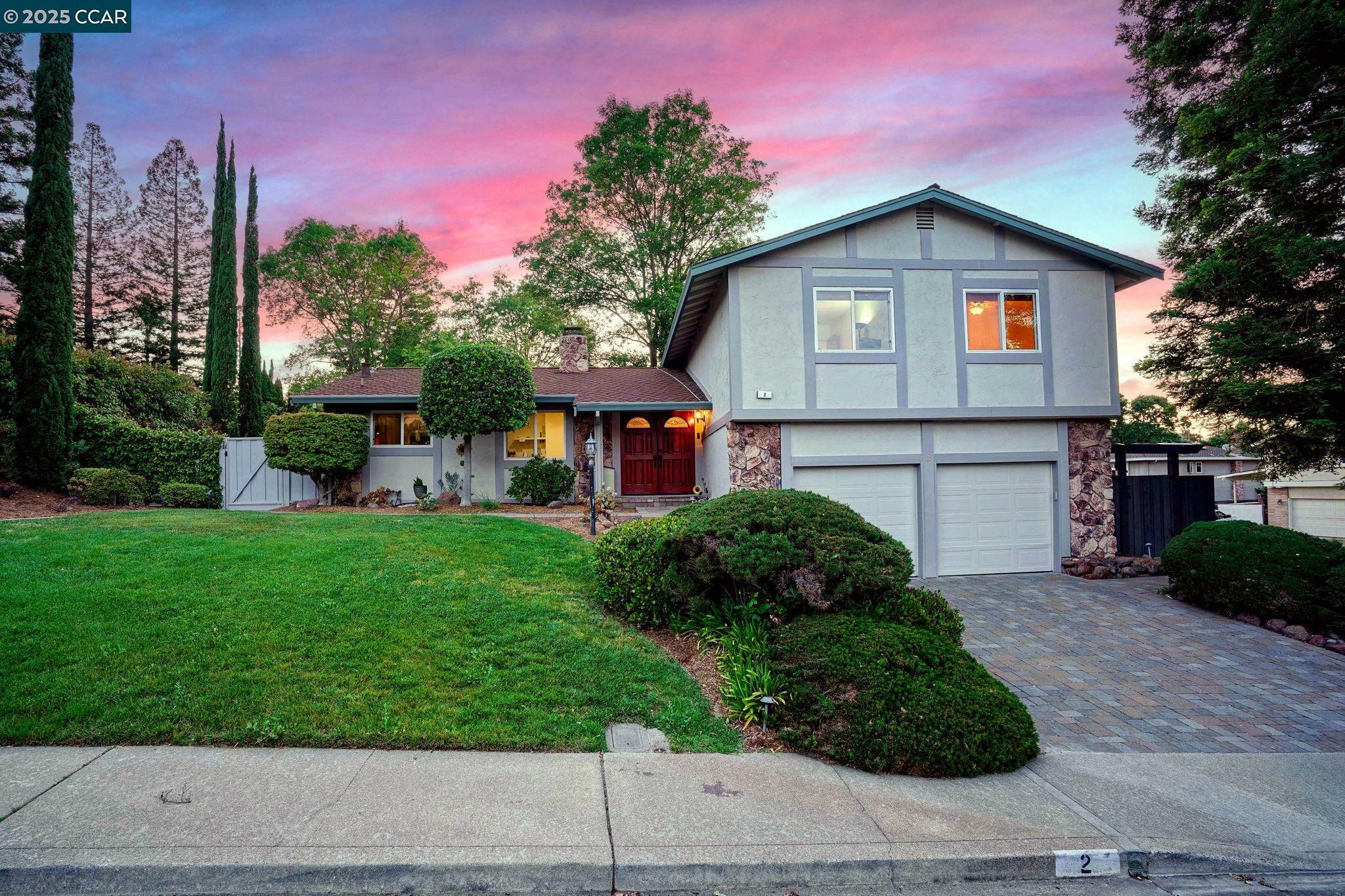 Property Photo: 2 Kulani Ln CA 94523