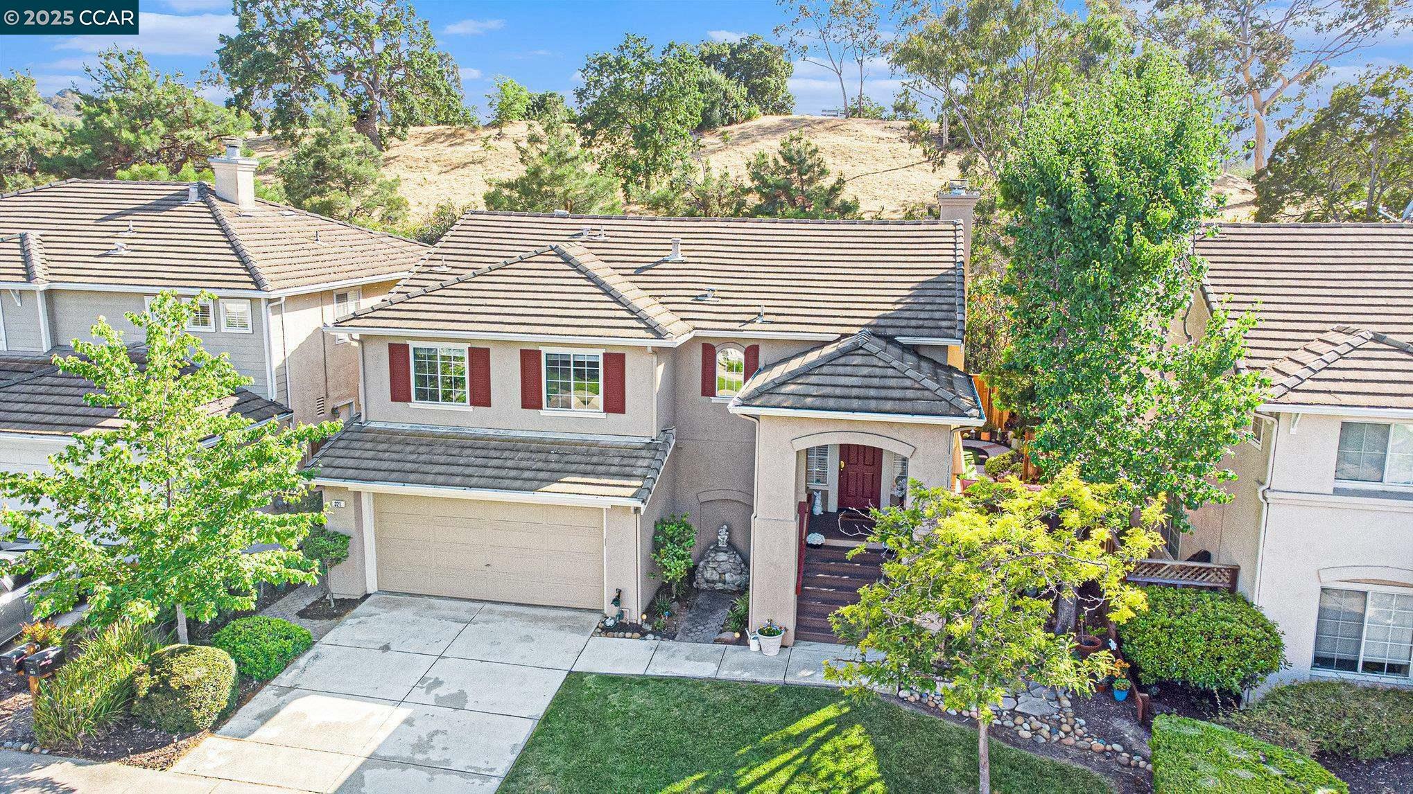 321 Oakwood Cir  Martinez CA 94553 photo