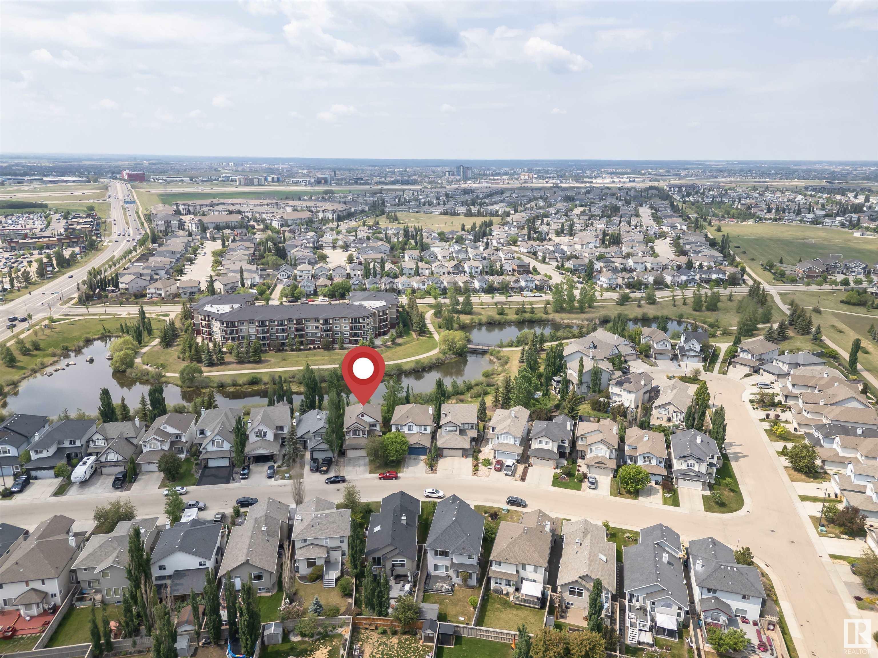 Property Photo: 7363 Singer Way NW AB T6R 3S1