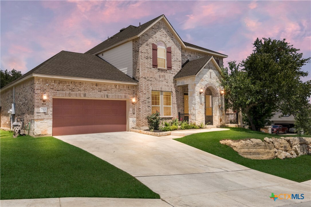 Property Photo: 29121 Ismorada TX 78260