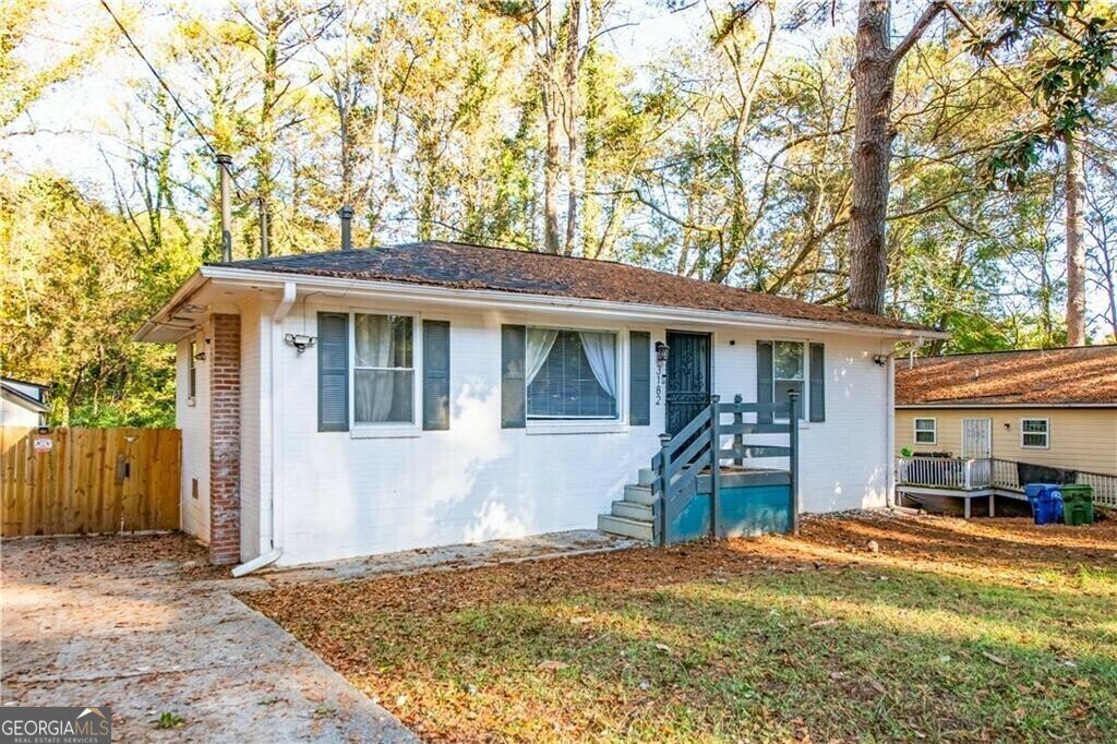 Property Photo: 3182 Latona Drive SW GA 30354