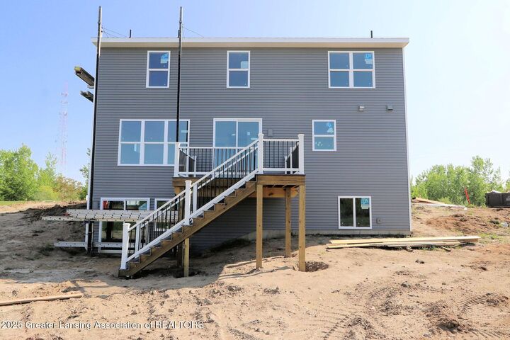 Property Photo: 605 Landbridge MI 48872