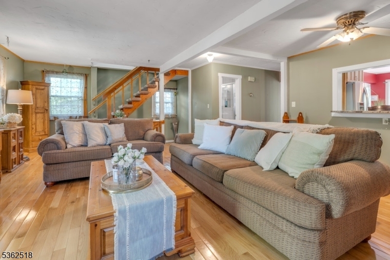 Property Photo: 124 E Prospect St NJ 07463