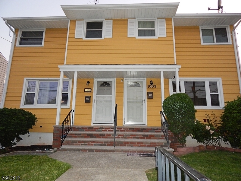 Property Photo: 1606 Lawrence St NJ 07065