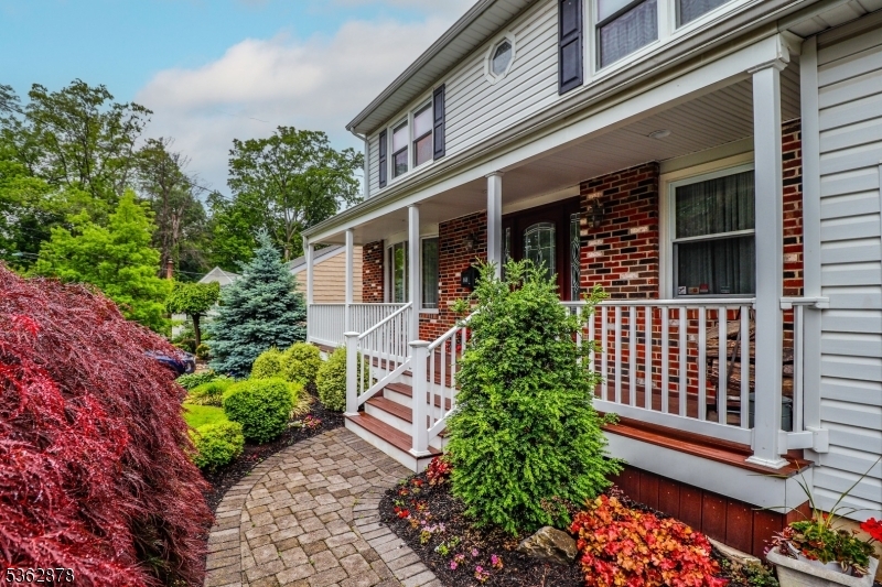 Property Photo: 868 Coolidge Ave NJ 07095