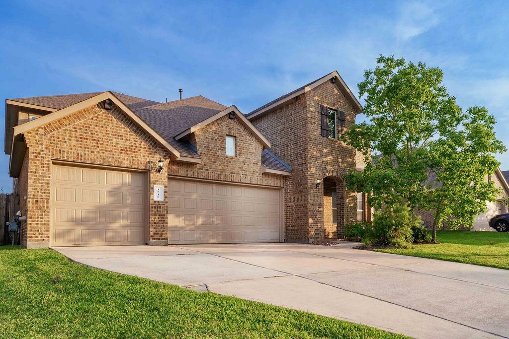 Property Photo: 1510 Jacobs Forest Drive TX 77384