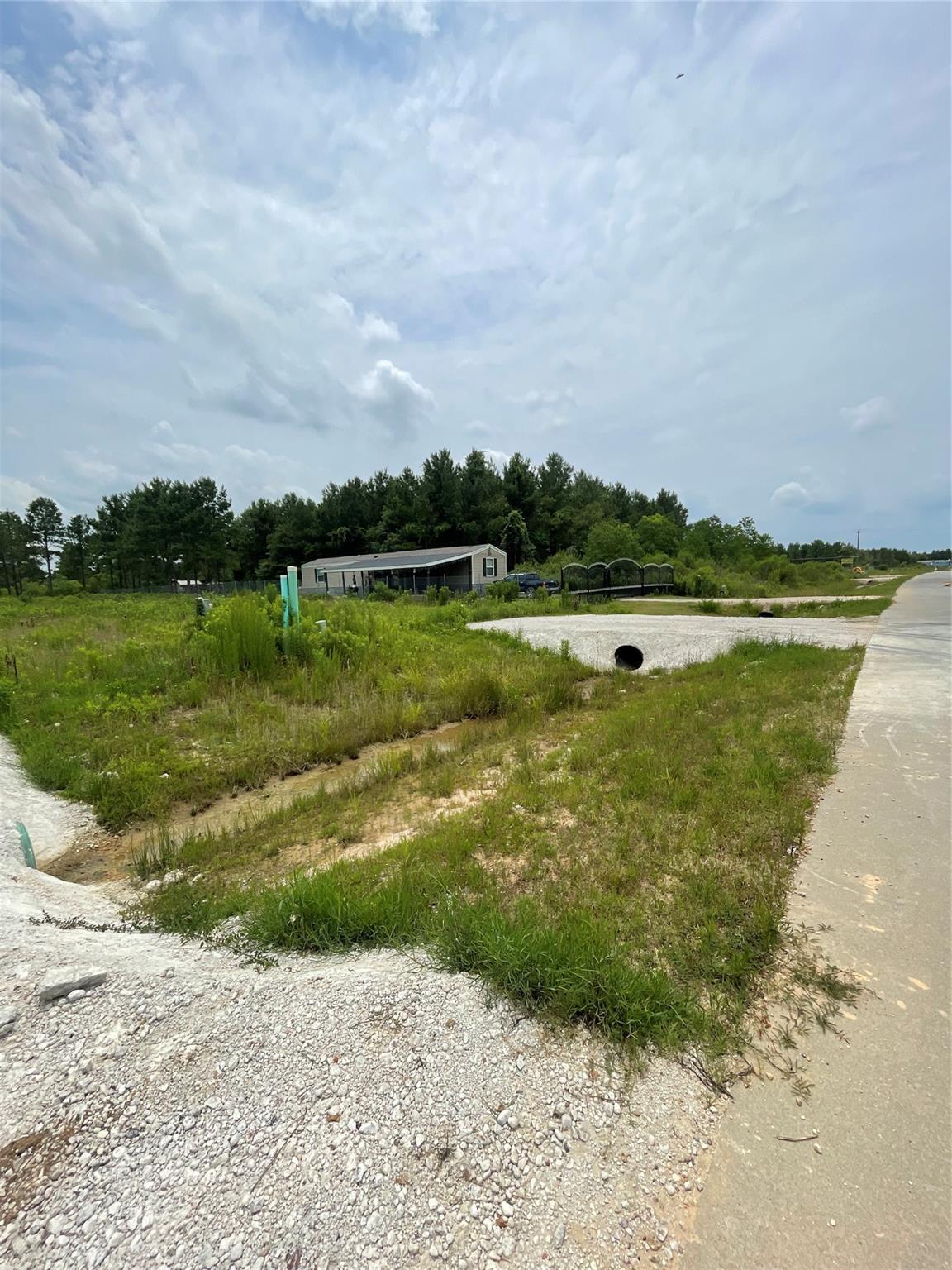 Property Photo: 510 Road 5510 TX 77327