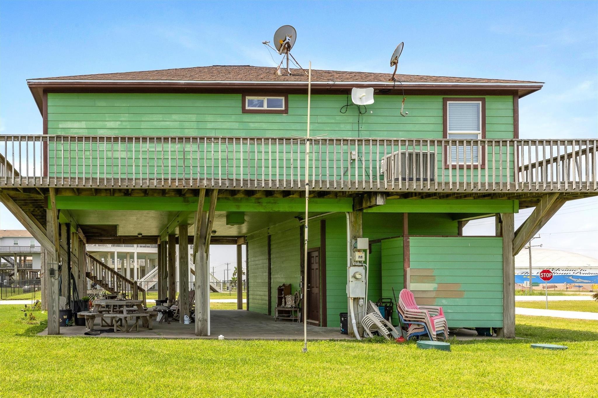 Property Photo: 986 Tuna Drive TX 77650