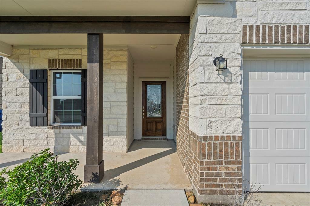 Property Photo:  2722 Amethyst Court  TX 77591 