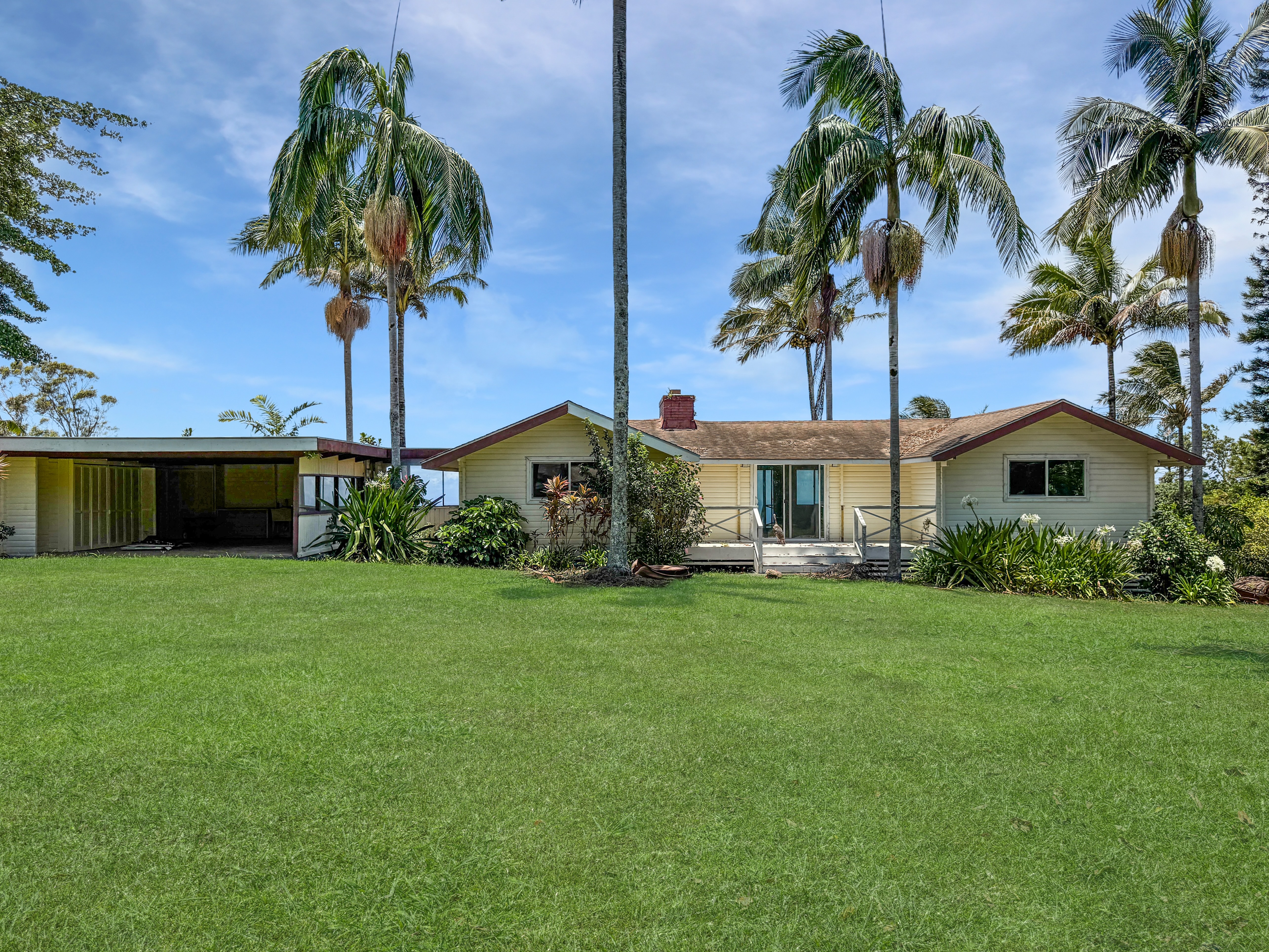 Property Photo: 55-1096 Kaauhuhu Homestead Rd HI 96755