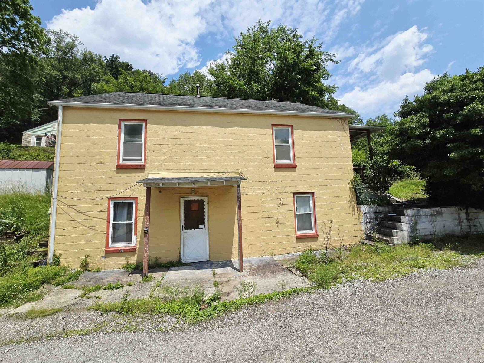 Property Photo: 27 Short Street WV 25306