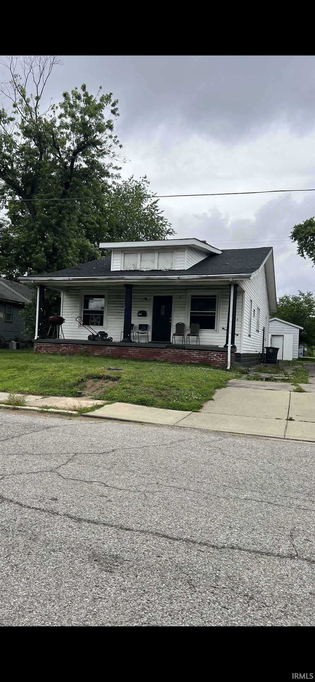 1104 Adams Avenue  Evansville IN 47714 photo