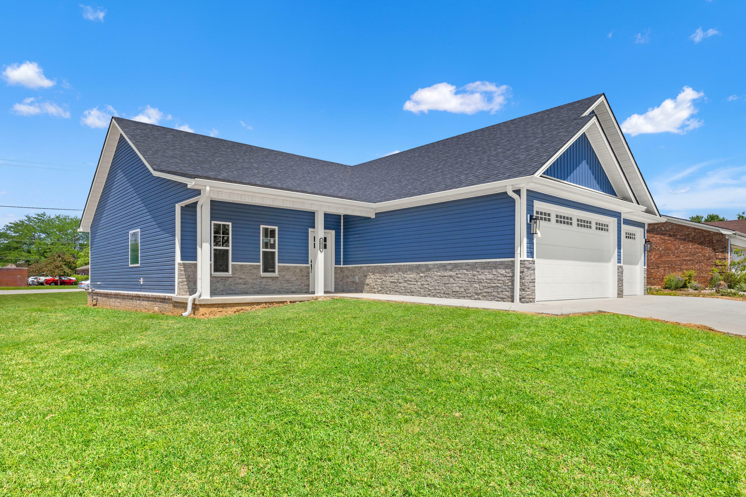 Property Photo: 1038 Tamworth Lane KY 40601
