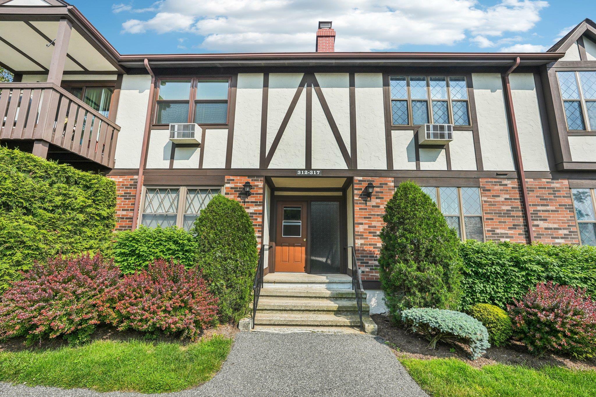 Property Photo:  313 Sierra Vista Lane  NY 10989 