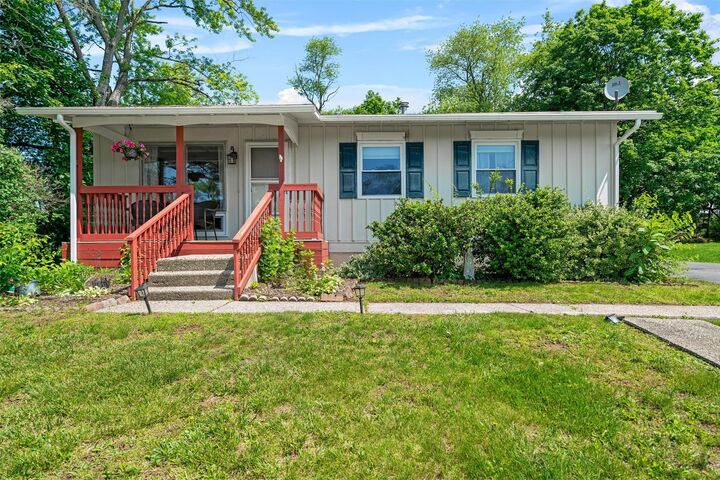 69 Wickham Drive  Warwick NY 10990 photo