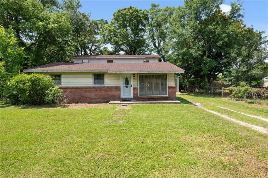 Property Photo:  1510 Ponce De Leon Drive  AL 36605 