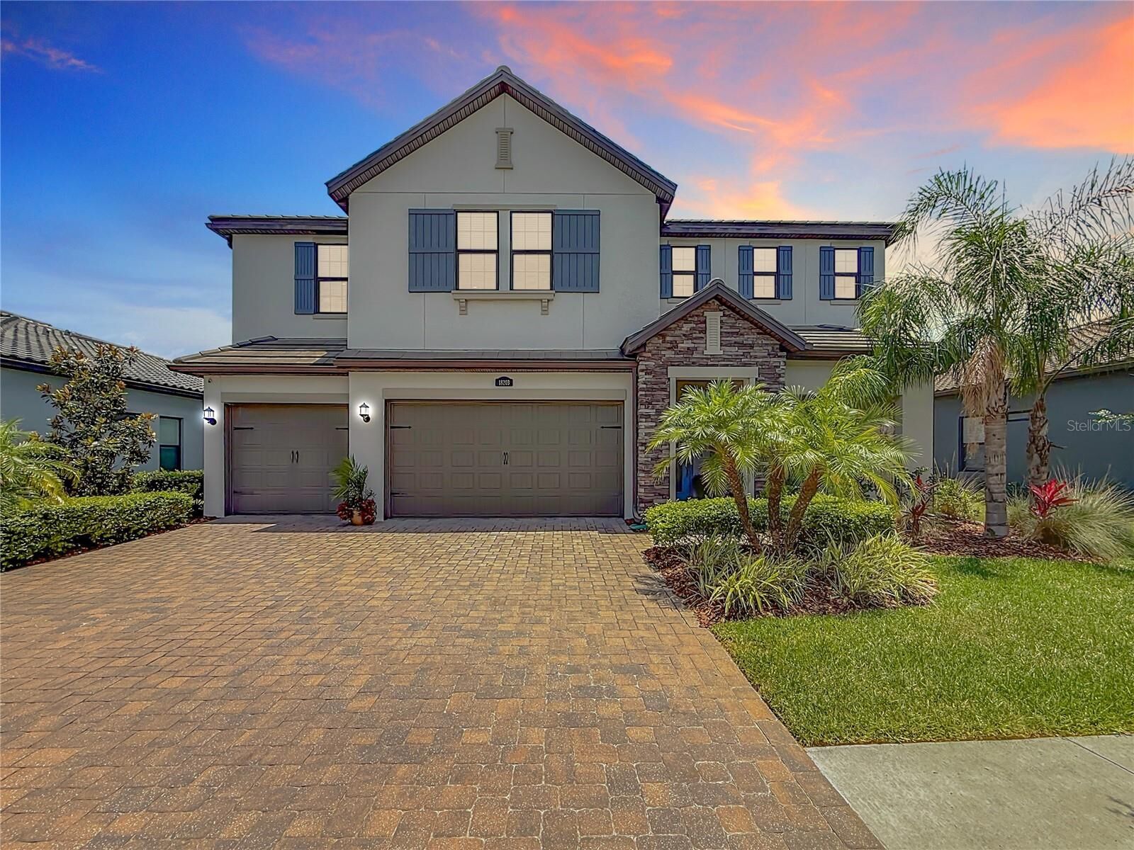 Property Photo: 18203 Pine Hammock Boulevard FL 33548