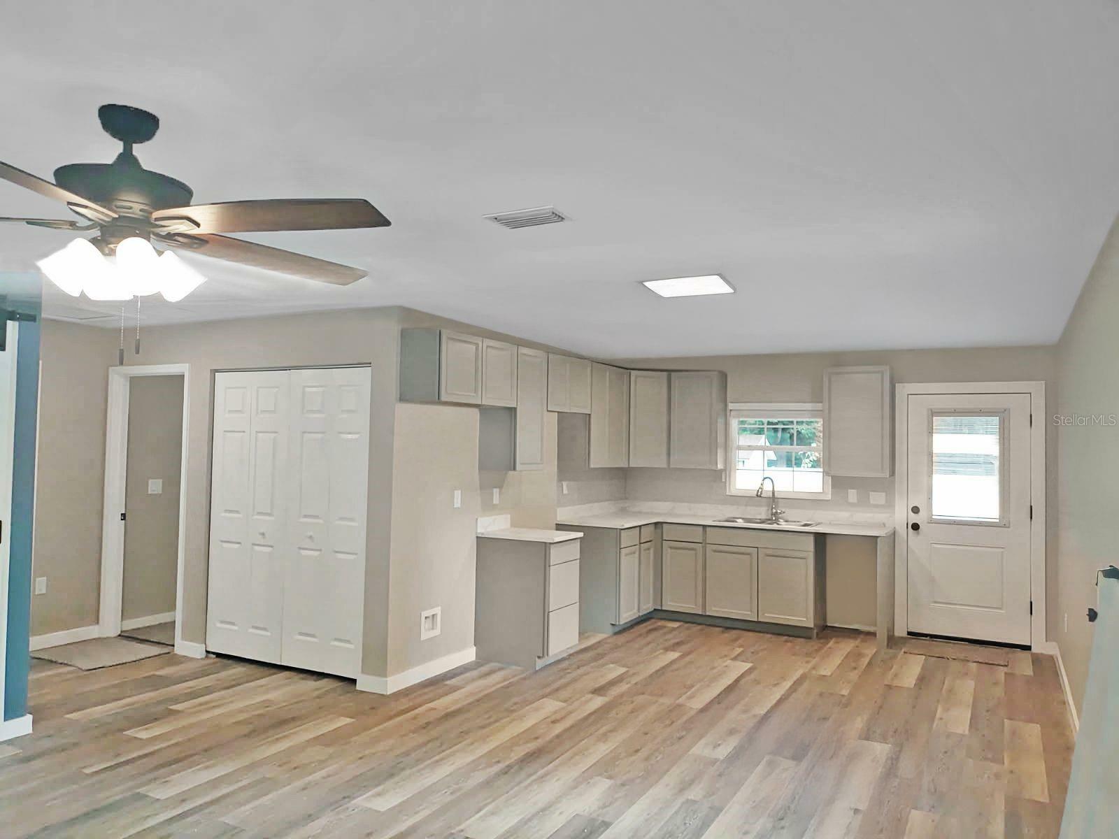 Property Photo: 5969 NW 65th Street FL 34482