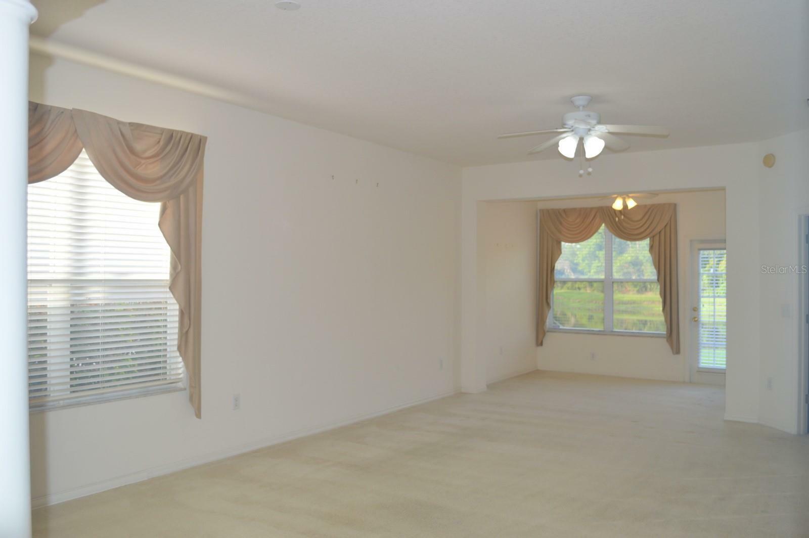 Property Photo: 1922 Sassafras Drive FL 33543
