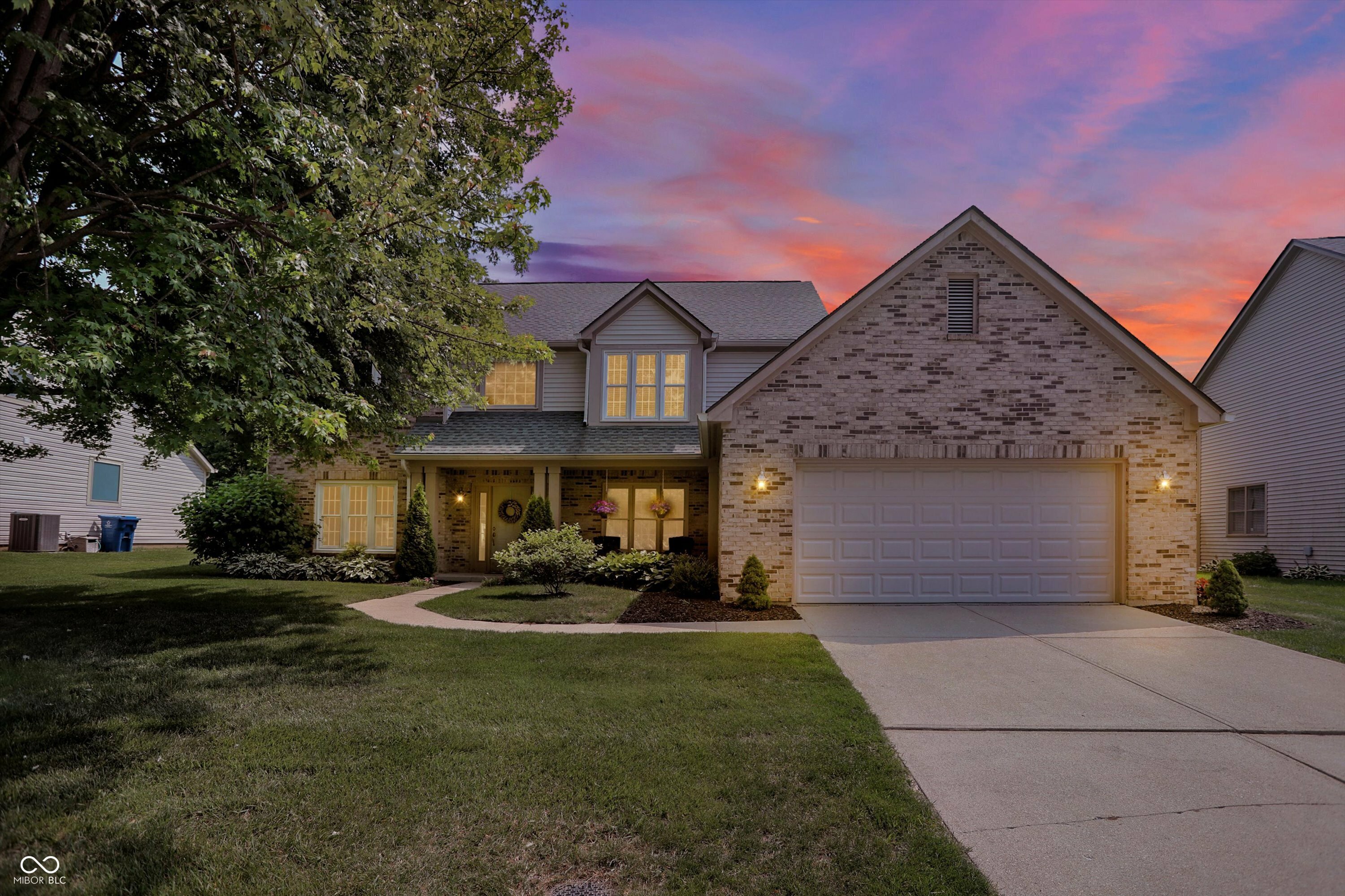 Property Photo: 10965 Fairway Ridge Lane IN 46037