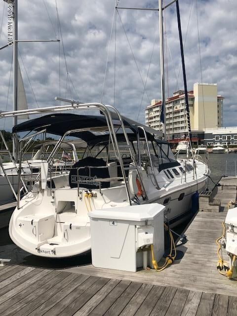 800 Whitwam Drive  St. Joseph MI 49085 photo