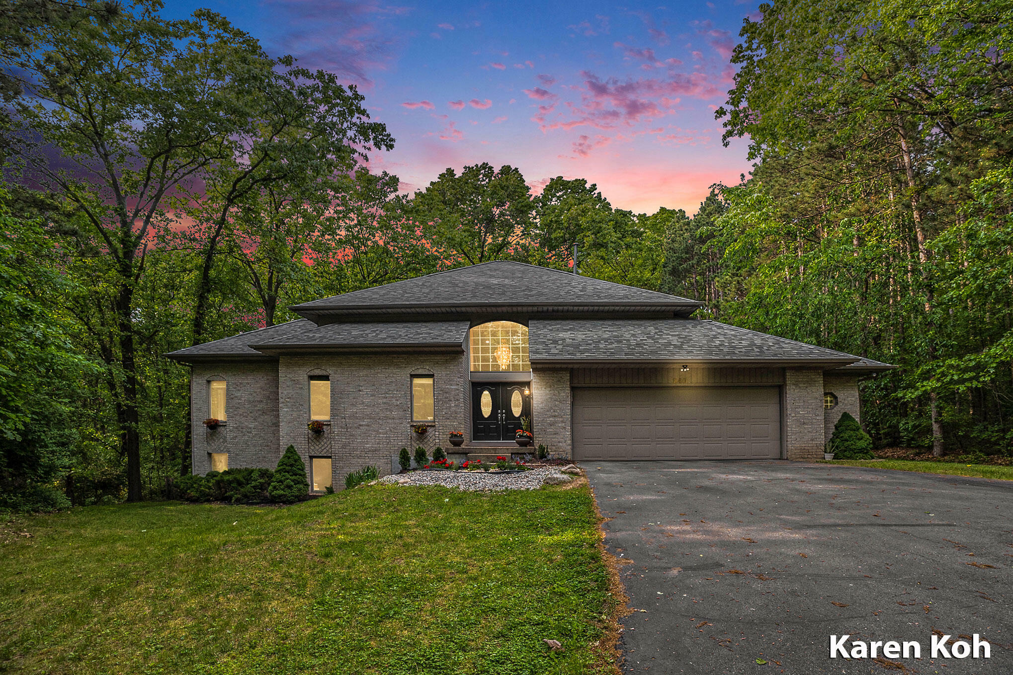 Property Photo: 240 Pettis Avenue NE MI 49301
