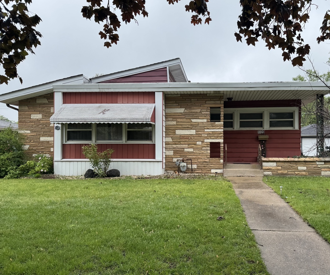 Property Photo: 1120 183rd Street IL 60430