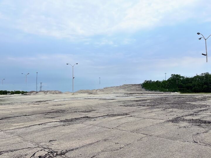 Property Photo: 1500 W Lincoln Highway IL 60451