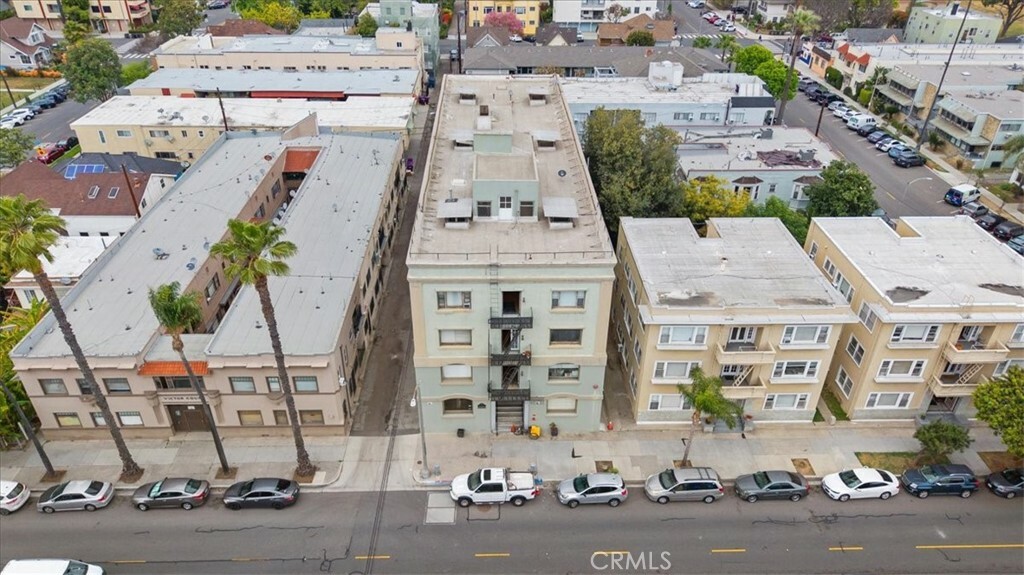 Property Photo:  323 W 4th Street 201  CA 90802 