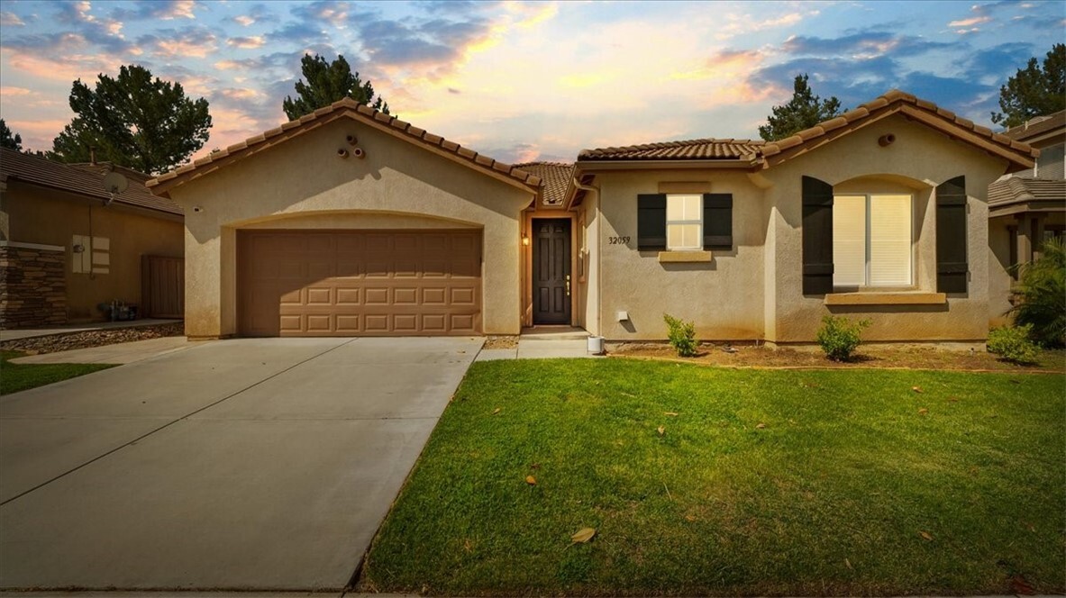 Property Photo: 32059 Poppy Way CA 92532
