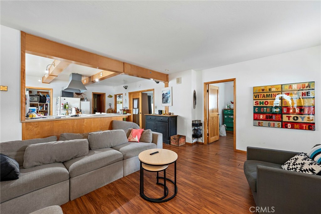 Property Photo: 1532 Miramar Drive CA 92661