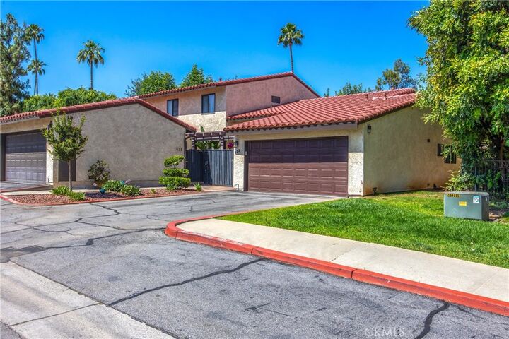 Property Photo:  623 E Palm Avenue  CA 92374 