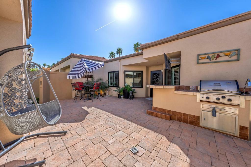 Property Photo: 54121 Oakhill CA 92253