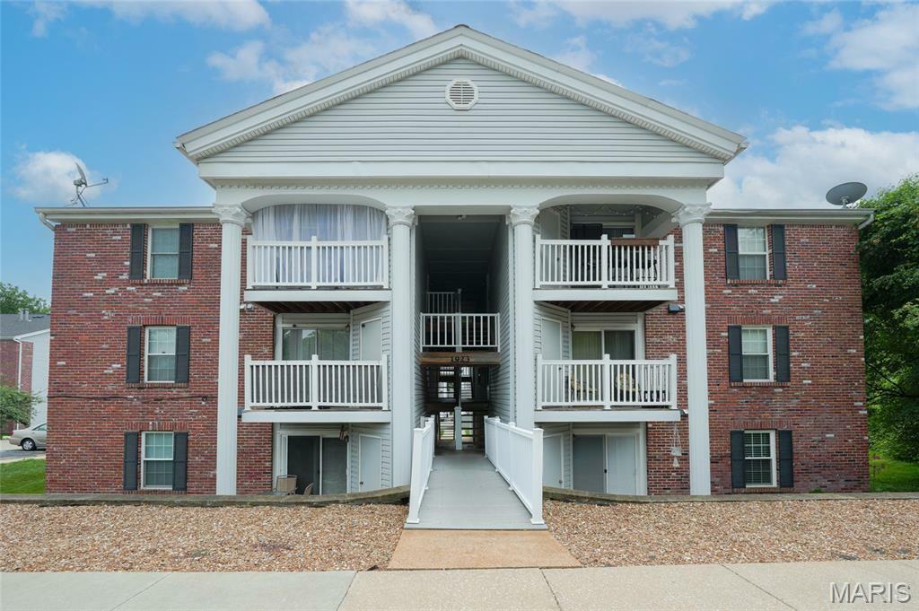 Property Photo: 1923 Marine Terrace Drive D MO 63146