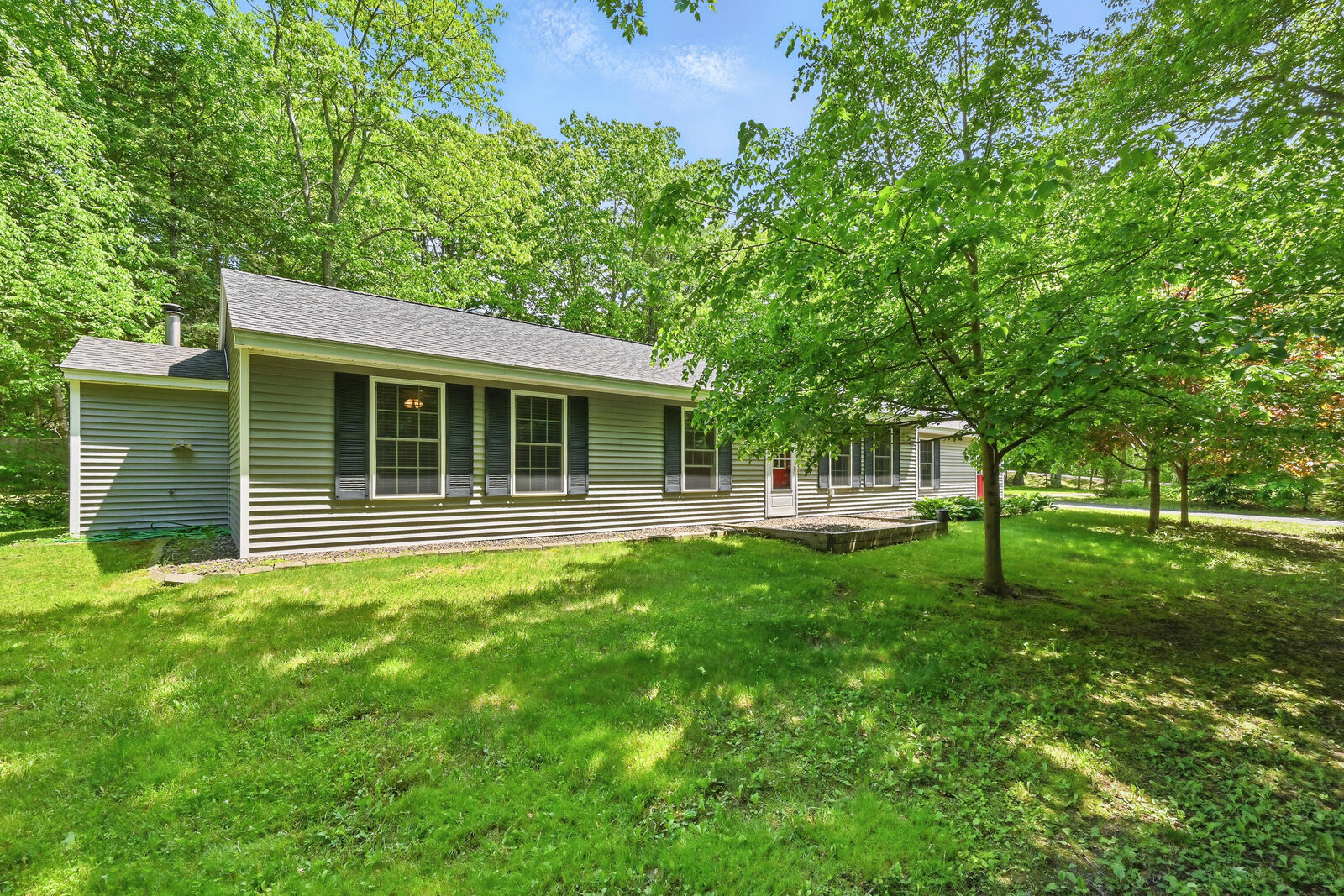 Property Photo:  174 Dutton Road  ME 04358 