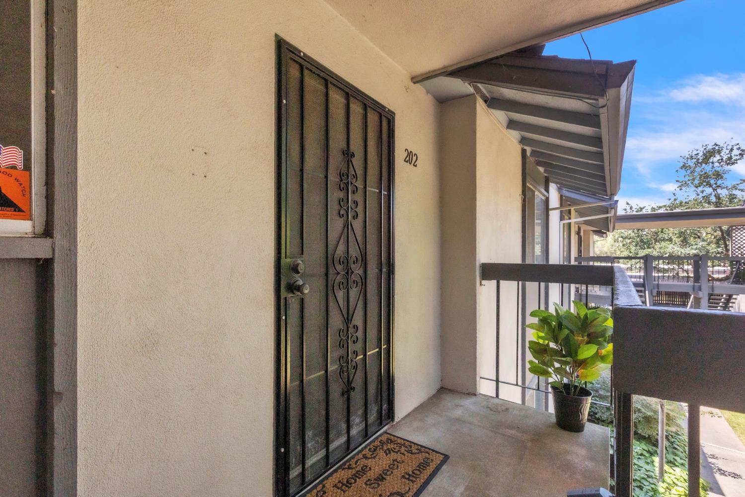 Property Photo: 2950 Marconi Avenue 202 CA 95821