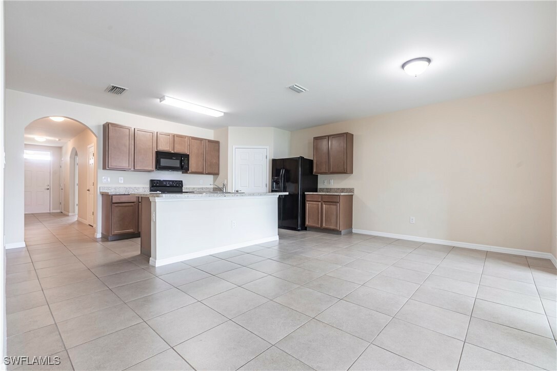 Property Photo:  626 SW 26th Terrace  FL 33914 