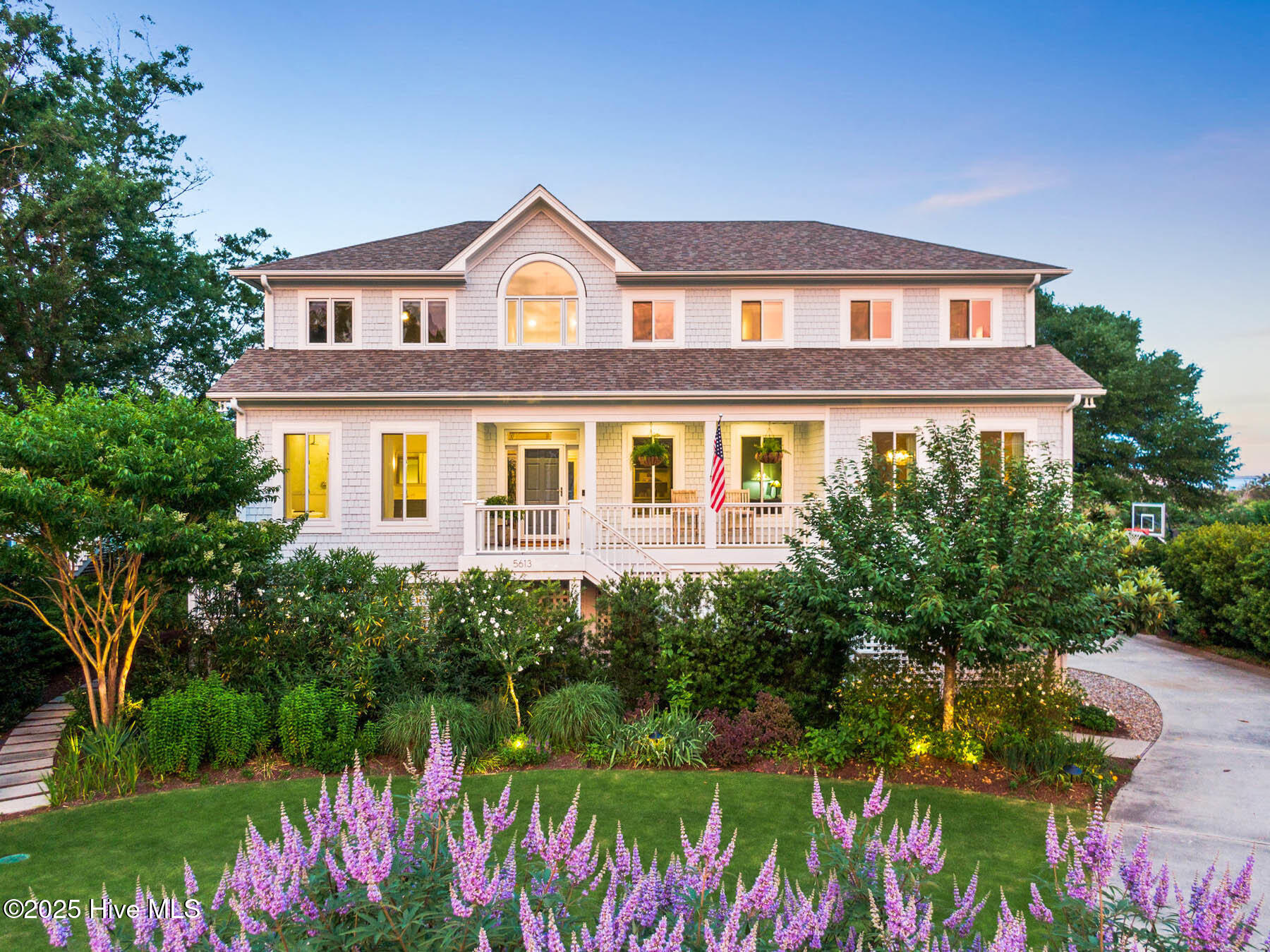 Property Photo: 5613 Marsh Bay Drive NC 28409
