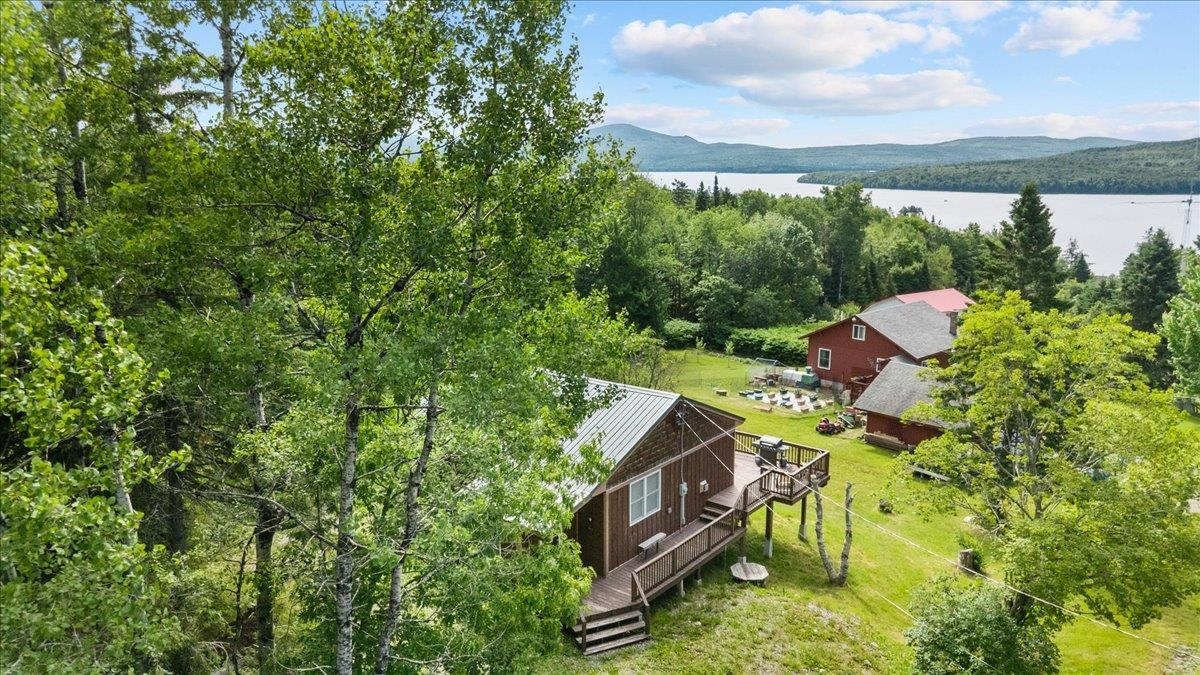 Property Photo:  52 Stewart Young Road  NH 03592 