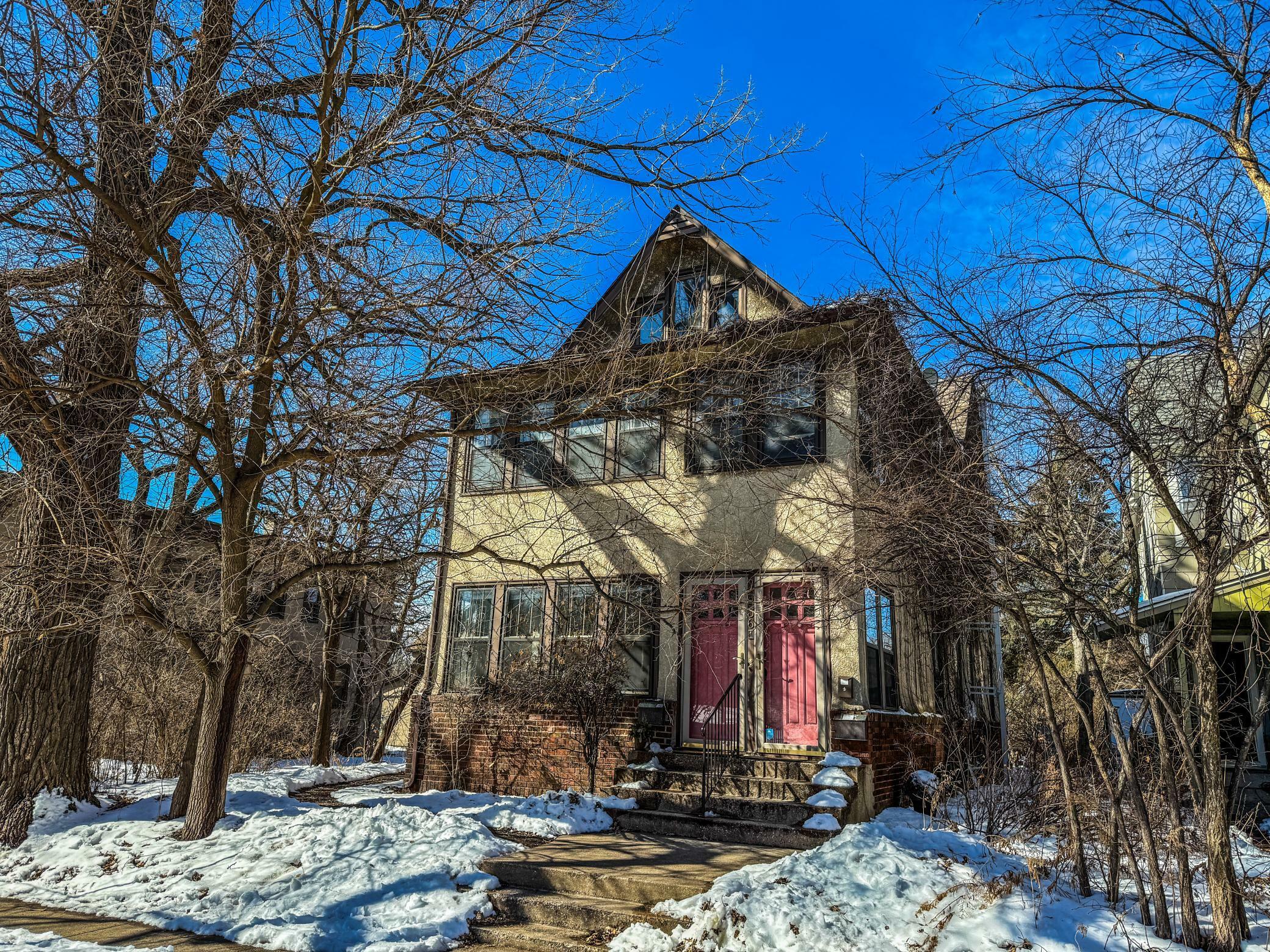 Property Photo: 836 Thornton Street SE MN 55414
